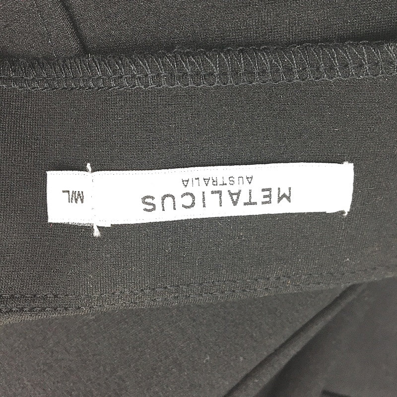 Metalicus Capri Style Black Back Zipper Stretch Pants Ladies Size M/L