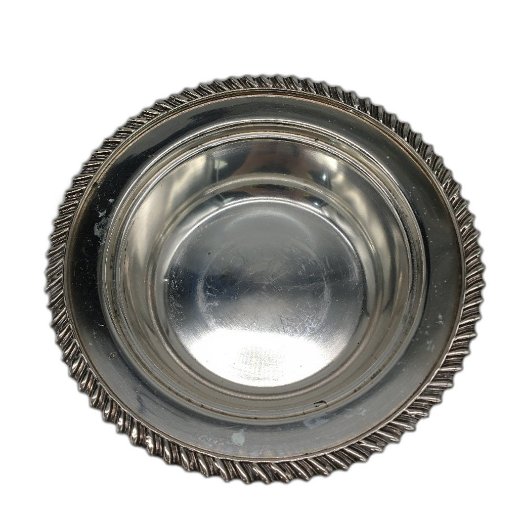 ANTIQUE Hecworth Repoduction Old Shefield Silver Plated Dish With Lid 15cm