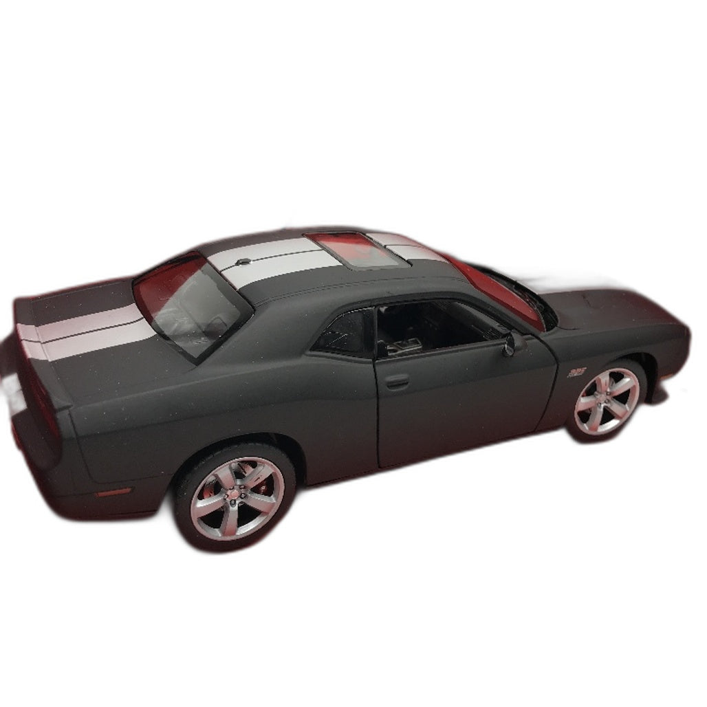 Welly Matte Black Collection 1:24 2013 Dodge Challenger SRT Diecast Model Car