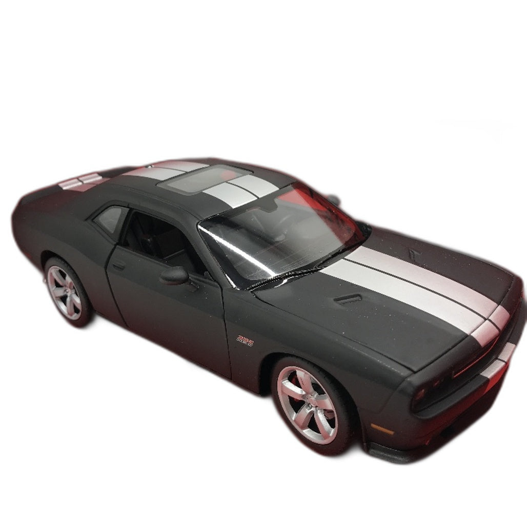 Welly Matte Black Collection 1:24 2013 Dodge Challenger SRT Diecast Model Car