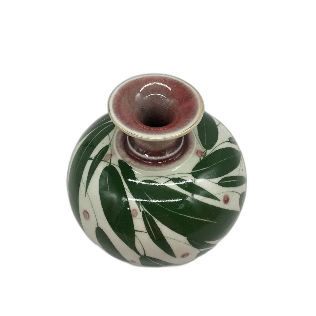 VINTAGE Gum Leaf Hand Crafted Artisan Signed Gloss Glazed Ceramic Bud Vase