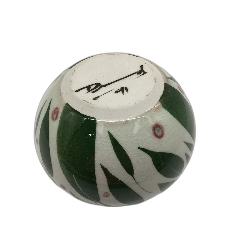 VINTAGE Gum Leaf Hand Crafted Artisan Signed Gloss Glazed Ceramic Bud Vase