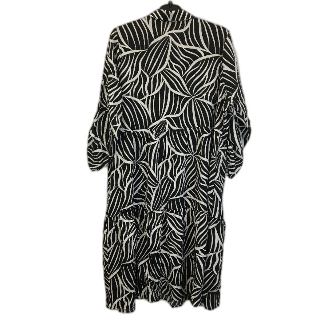 Target Curve Womens Long Sleeve Patterned Dress Size 16+ NEW