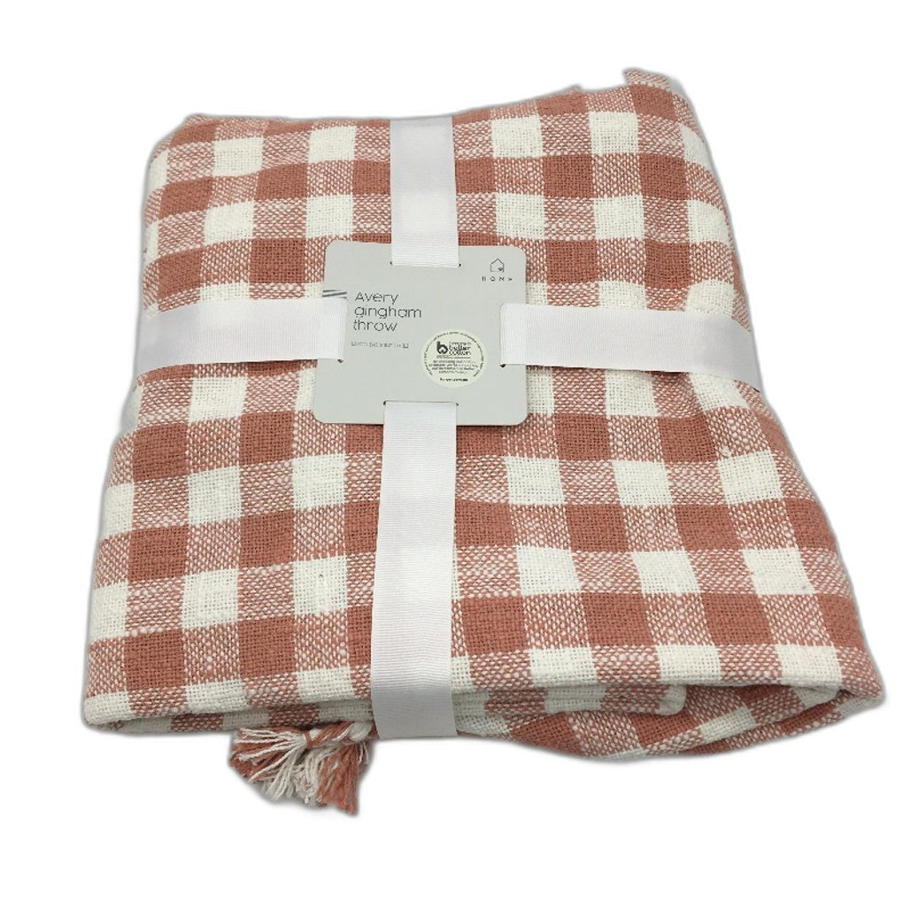 Avery Gingham Cotton Peach Throw Size 127cmx152cm NEW