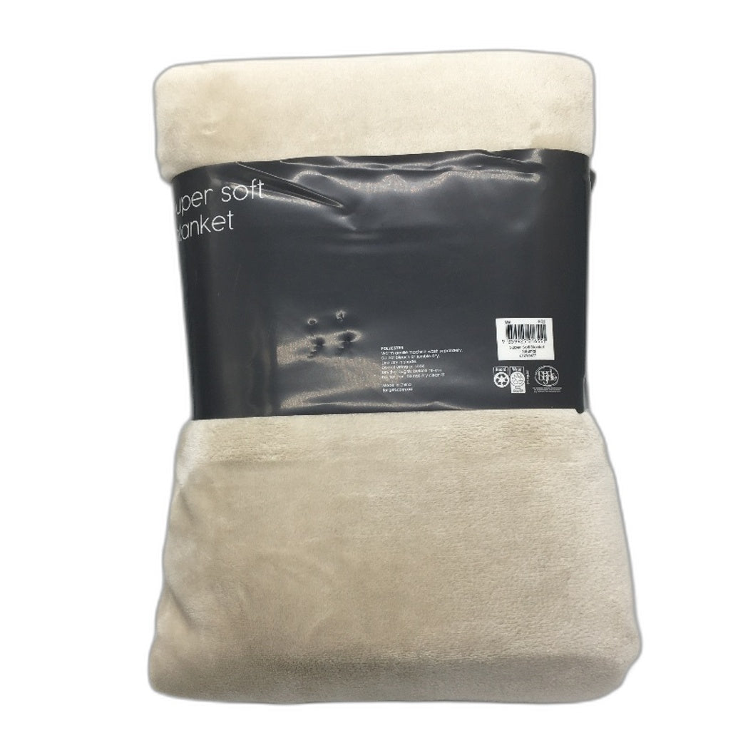 Super Soft Luxe Winter Warmth Plush Beige Blanket Size 220x240cm NEW