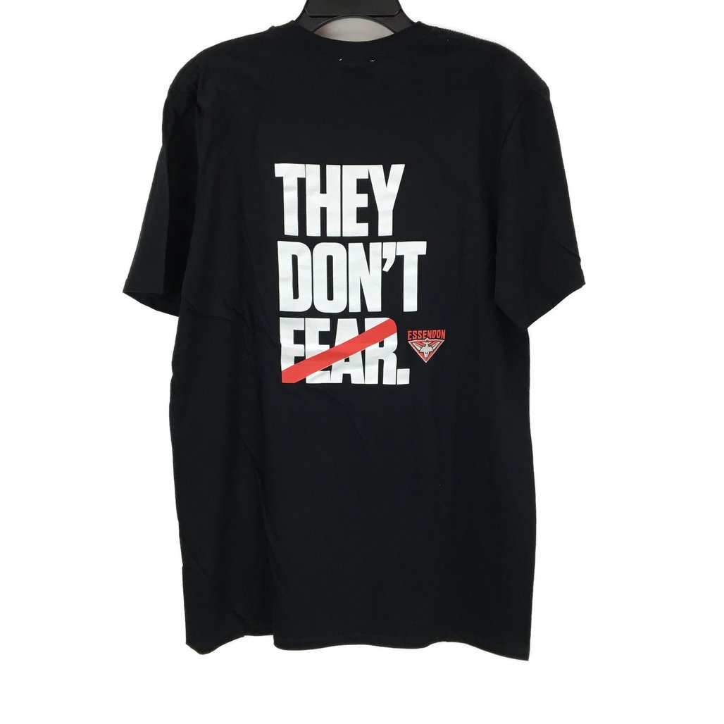 AFL Essendon Bombers Emblem 'They Don't Fear' Black Graphic Tee Mens Sz M NEW