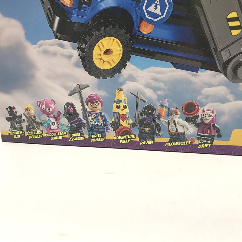 LEGO Fortnite 77073 Battle Bus with 9 Mini Figures Ages 10 Plus Years NEW