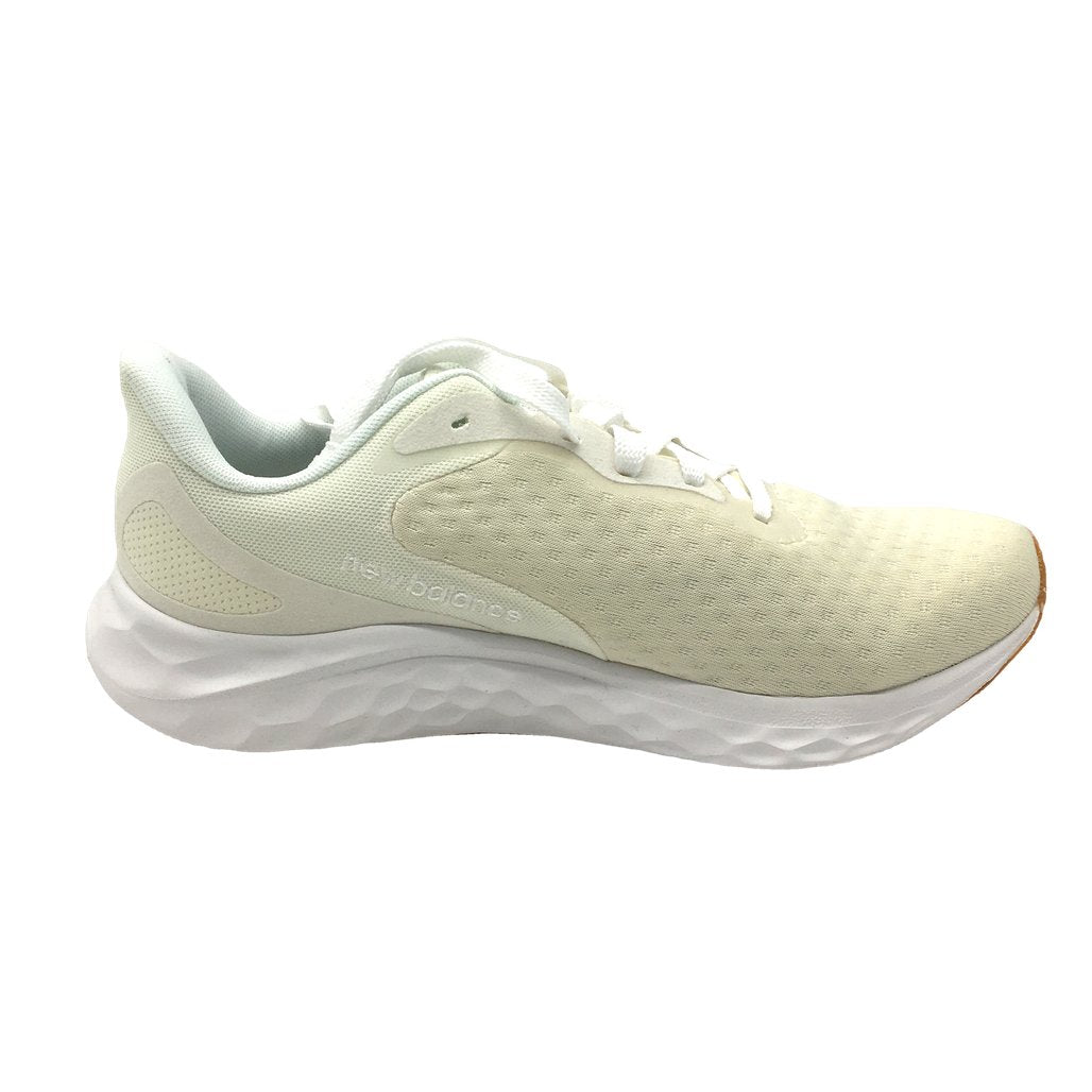 New Balance Arishi V4 Cream White Running Shoes Ladies Size US Wide 8 Half NEW