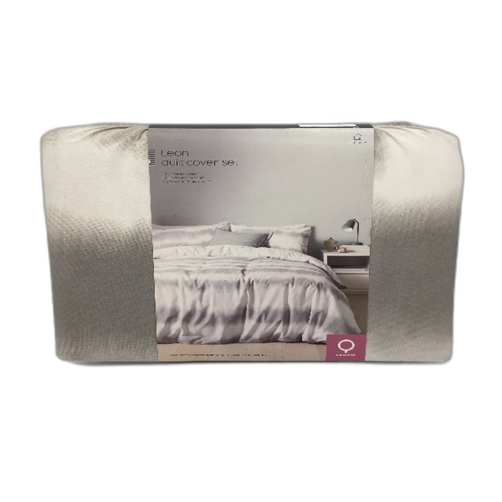 Target Home Leon 180TC White & Grey Faded Stripe Quilt Cover Set QUEEN White&Grey - Cotton Polyester Blend Durable Lightweight NEW