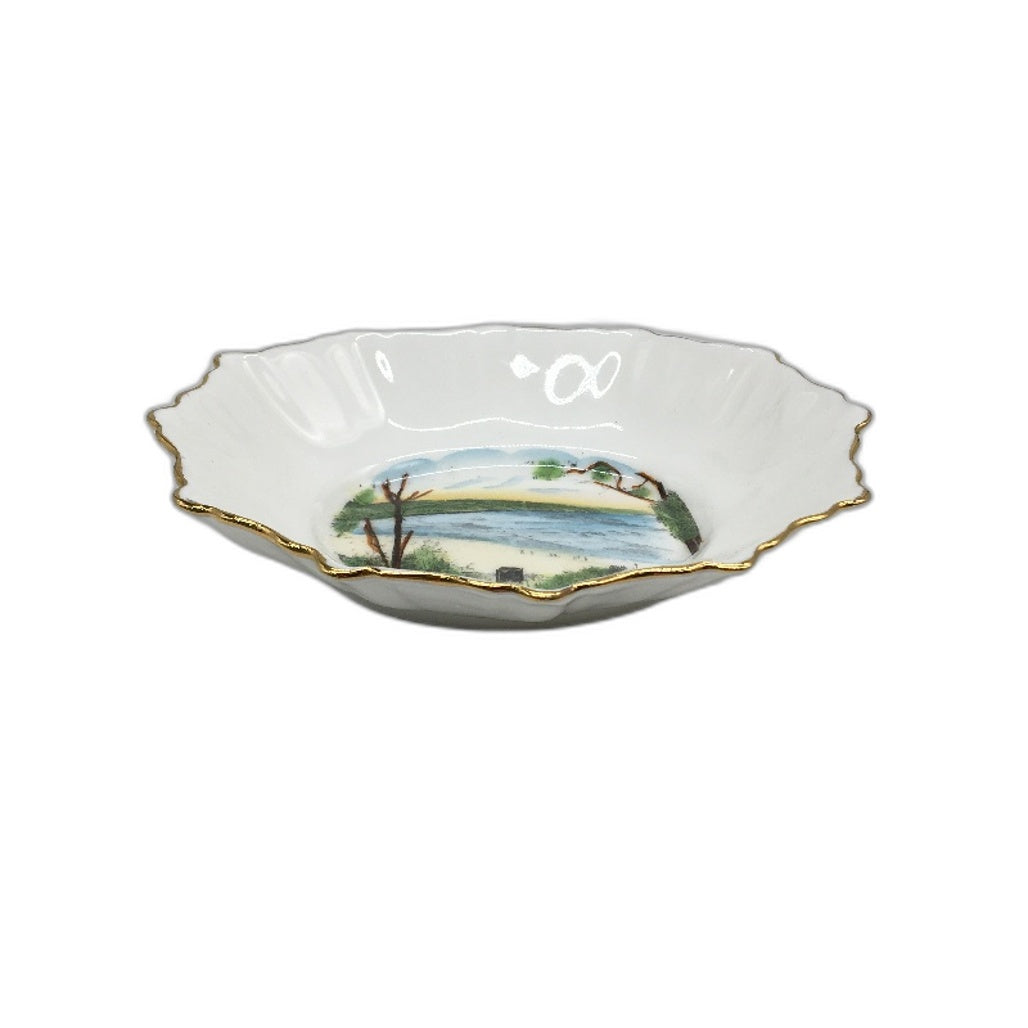 VINTAGE Royal Stafford Made In England Bone China Surf Beach Lorne, Victoria