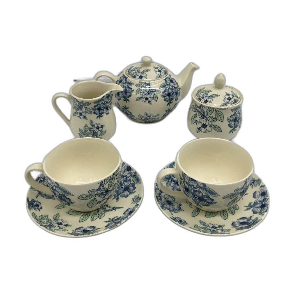 Casa Domani Creme de Creme Boquet Blue Floral 2 Setting Tea Pot & Creamer Set