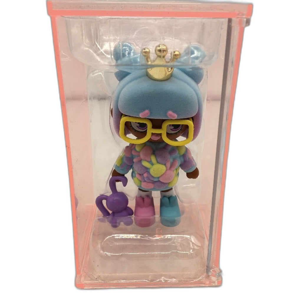 Moose XOX Kweenie Quirky Kweens 3 Figurine Set In Stackable Display Cases DEMO