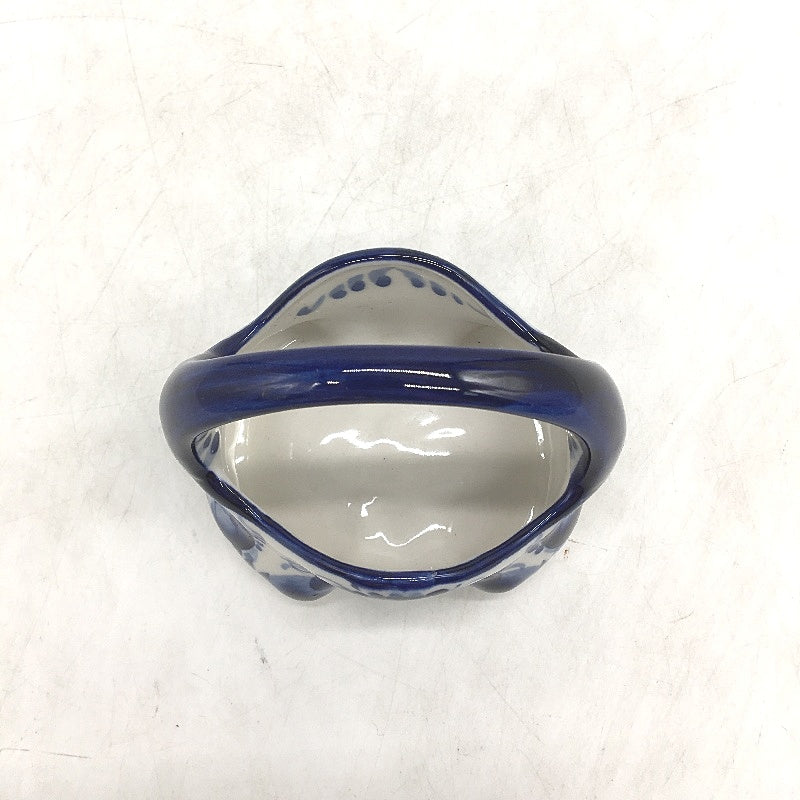 VINTAGE Handpainted Russian Gzhel Blue Floral Style Porcelain Trinket Basket