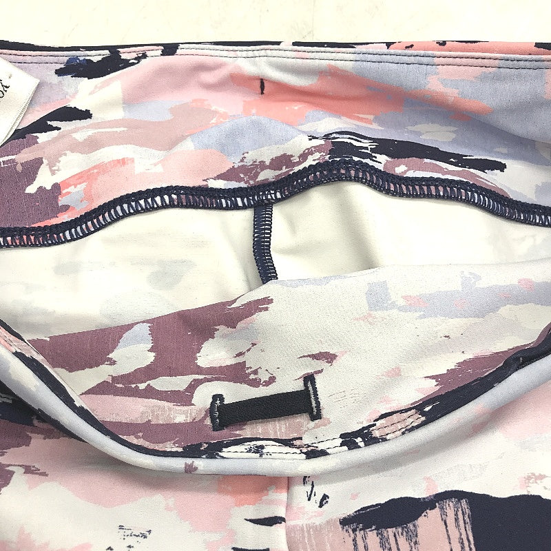 Abi and Joseph Purple Pink Camo Dual Pocket 3/4 Tights Ladies Size Medium