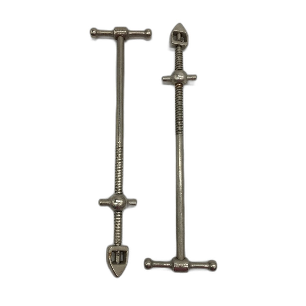 VINTAGE 2 Piece Timber With Metal Winder Ladies Sizes Shoe Stretchers