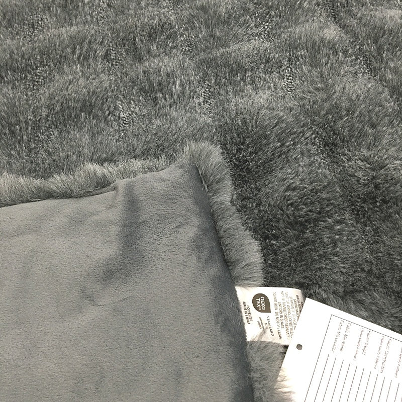 Target Ella Quilted Faux Fur Throw Blanket in Charcoal Grey 127x152cm NEW