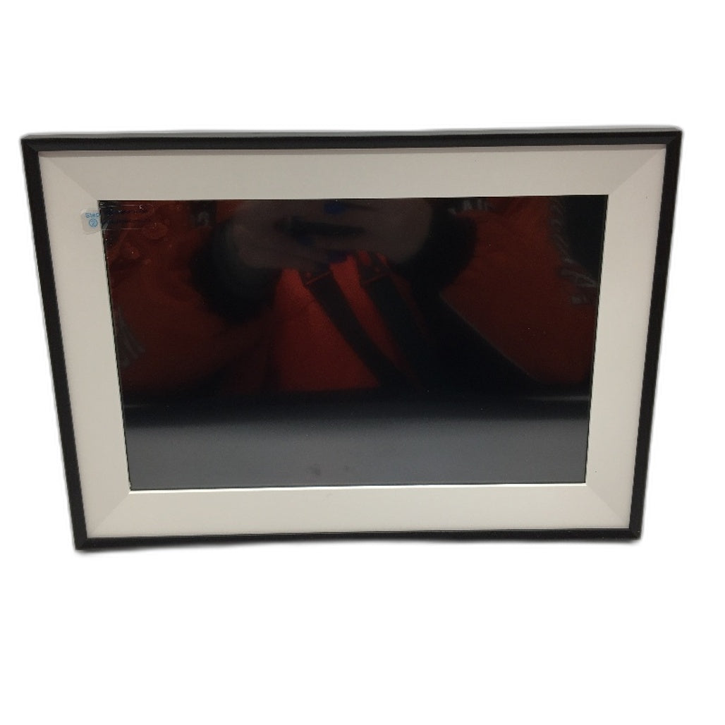 FotoCube 10.1 Inch Touchscreen Digital Photo Black Frame with App NEW