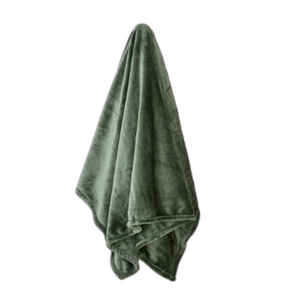 Target Ivy Supersoft Luxe Winter Warmth Sage Green 127 x 152cm Throw Blanket NEW