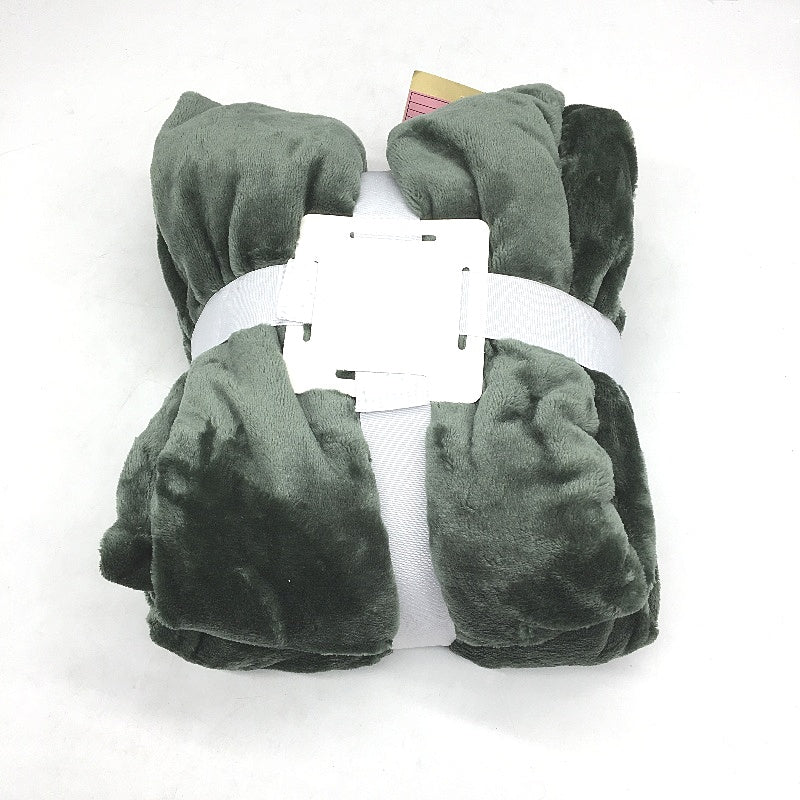 Target Ivy Supersoft Luxe Winter Warmth Sage Green 127 x 152cm Throw Blanket NEW