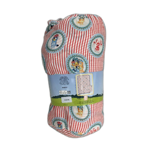 Bluey Family Photo Red Striped Quilted Coverlet With Cloth Bag SINGLE Bed NEW