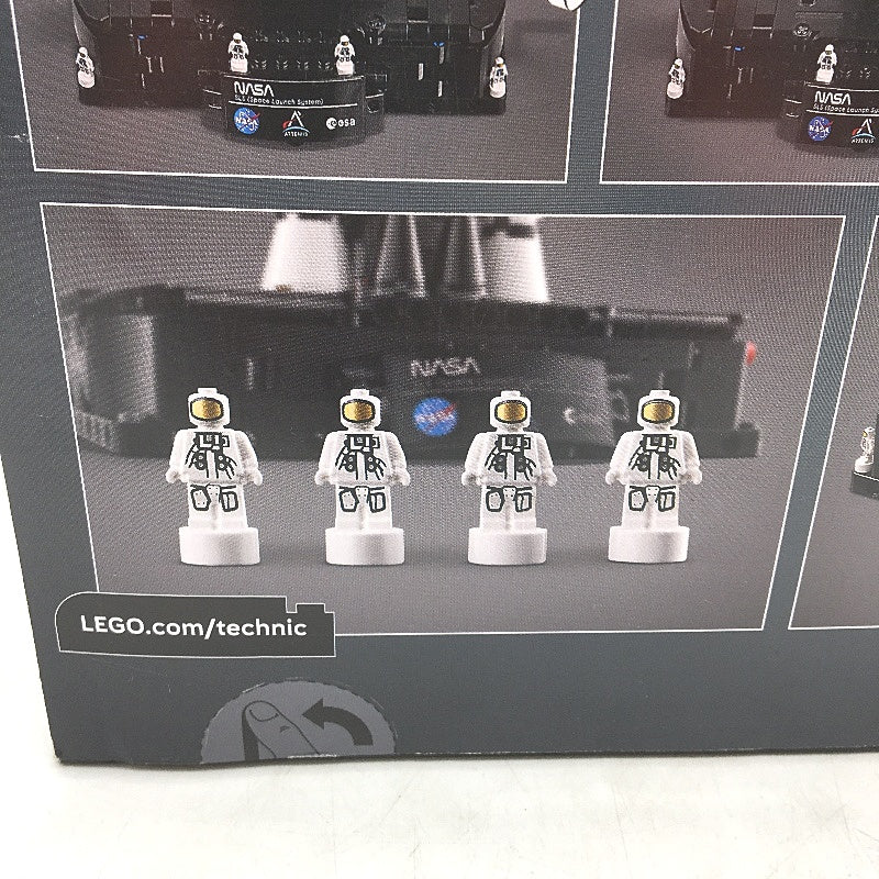 LEGO Technic NASA Artemis Space Launch System Rocket 42221 632 Pieces SEALED NEW