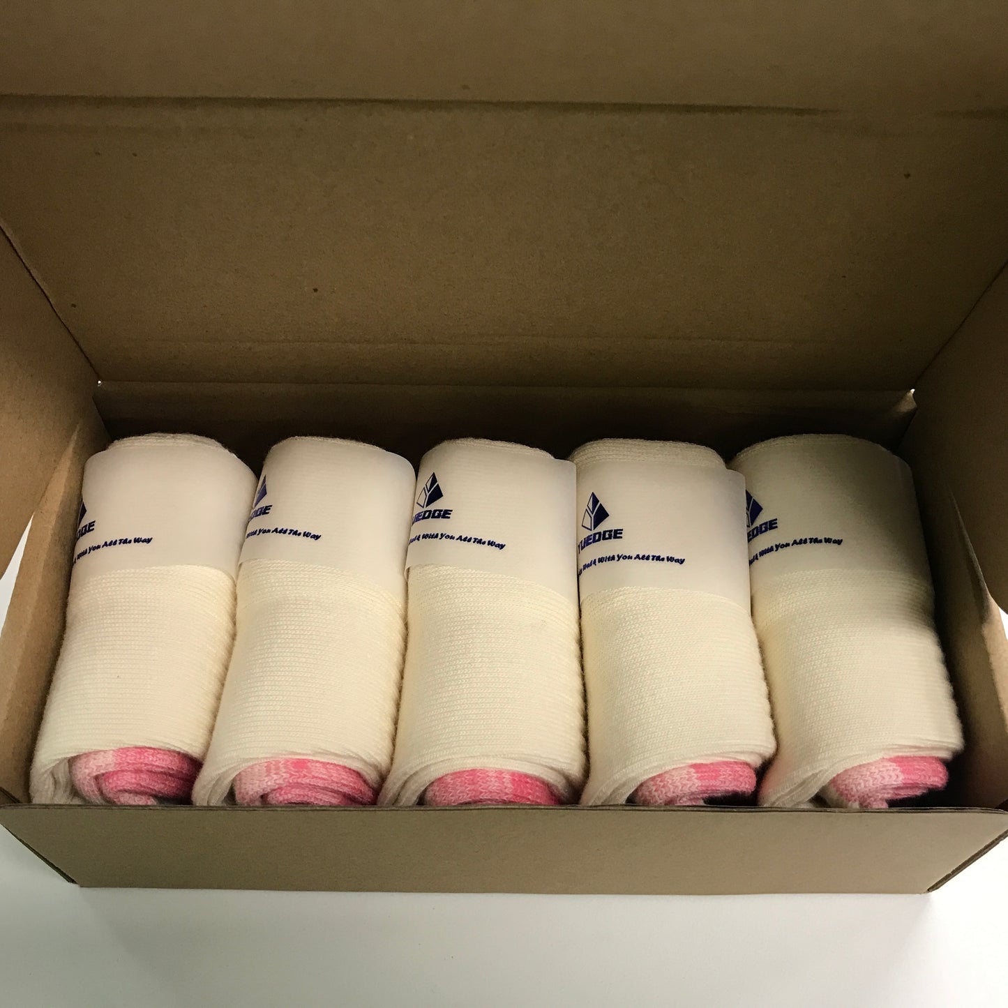 YUEDGE 5 Pairs Moisture Wicking Pink Cream Crew Socks Ladies Size UK 4-7 NEW