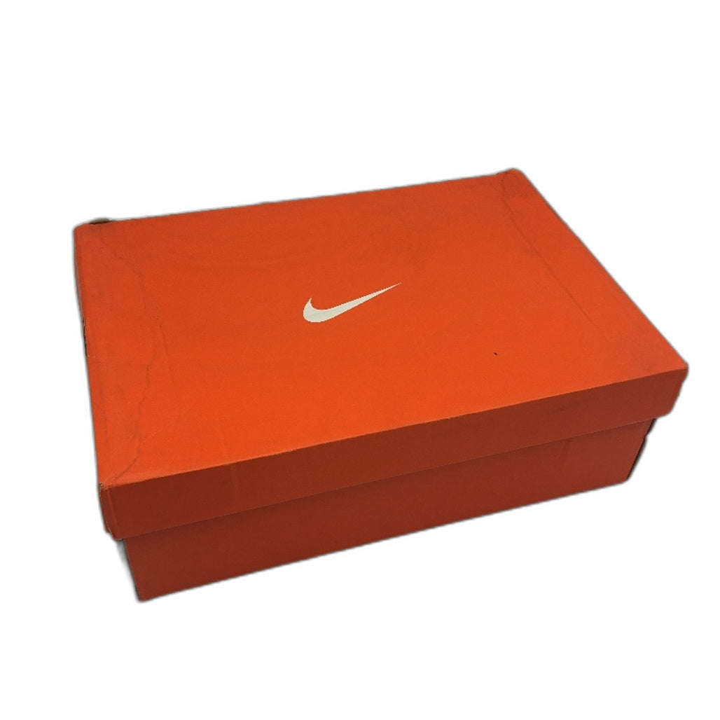 NIKE Run Swift 2 Black & White Accent Sneakers Mens Size US10.5 EU 44.5 NEW