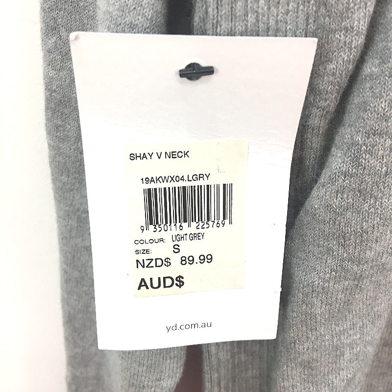 Yd. Cotton Blend Grey Knit Long Sleeve Shay V Neck Mens Size Small NEW