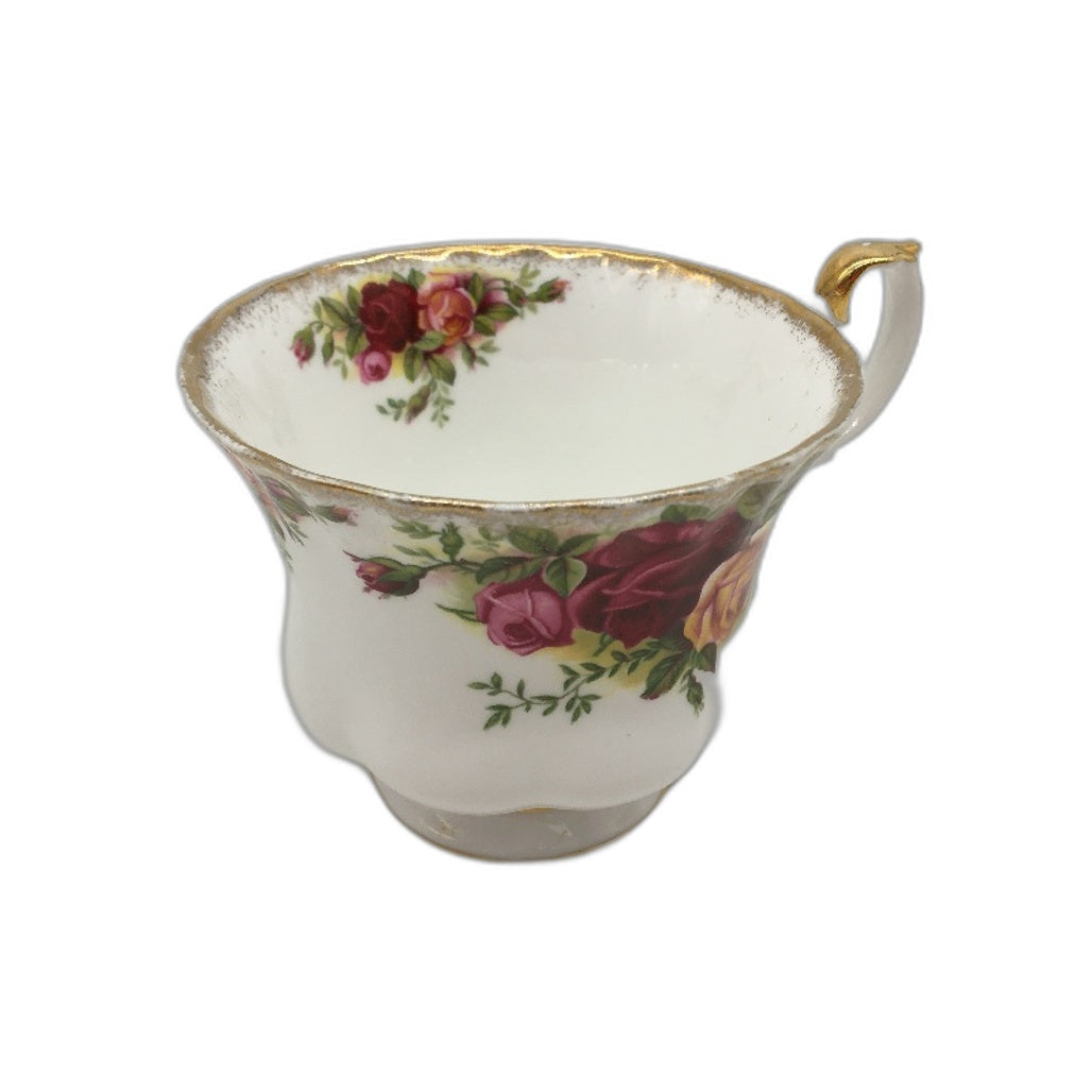 VINTAGE Royal Albert China Old Country Roses 3 Piece Tea up & Saucer Plate Set