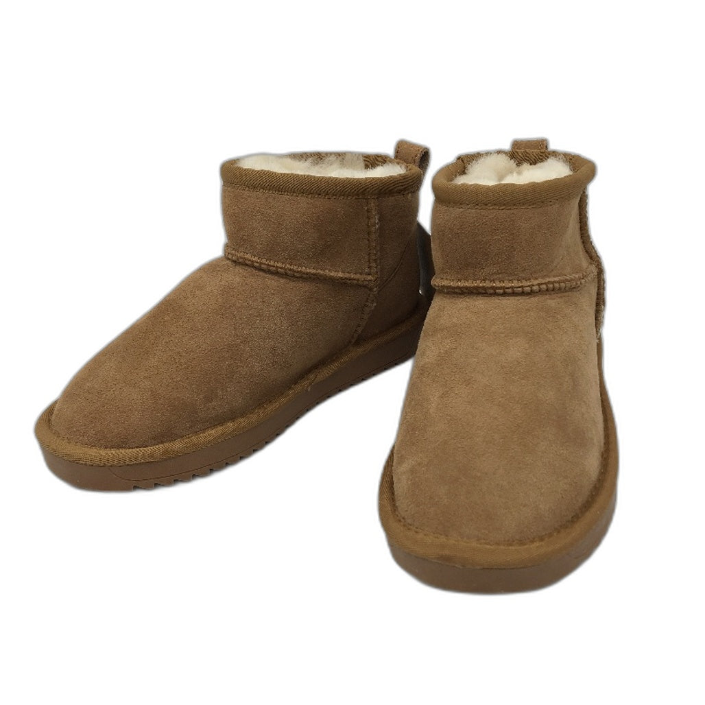 UGG BootsOz Shepherd  Australian Double Face Chesnut Sheepskin KIDS Size 2 NEW