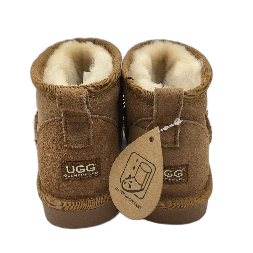UGG BootsOz Shepherd  Australian Double Face Chesnut Sheepskin KIDS Size 2 NEW