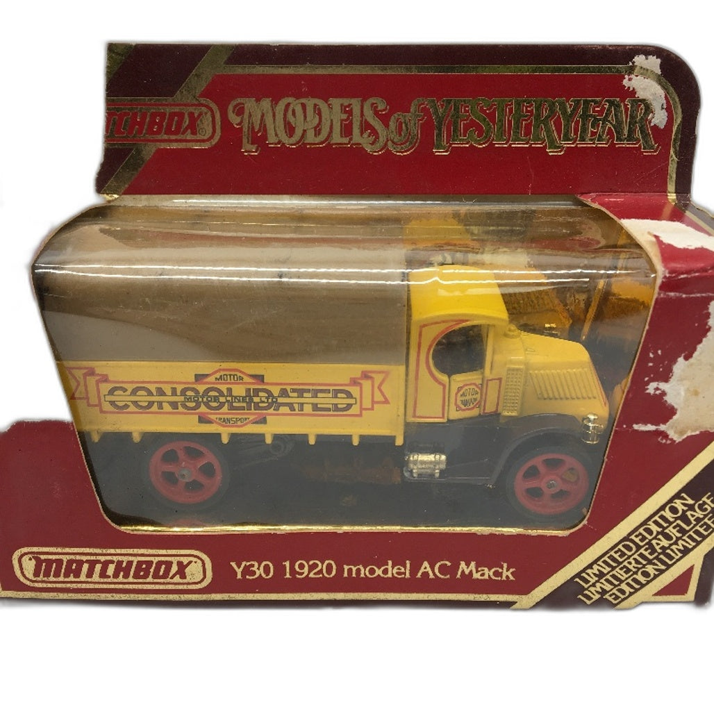VINTAGE 1984 Matchbox Models Of Yesteryear Atkinson Steam Wagon & Model AC Mack