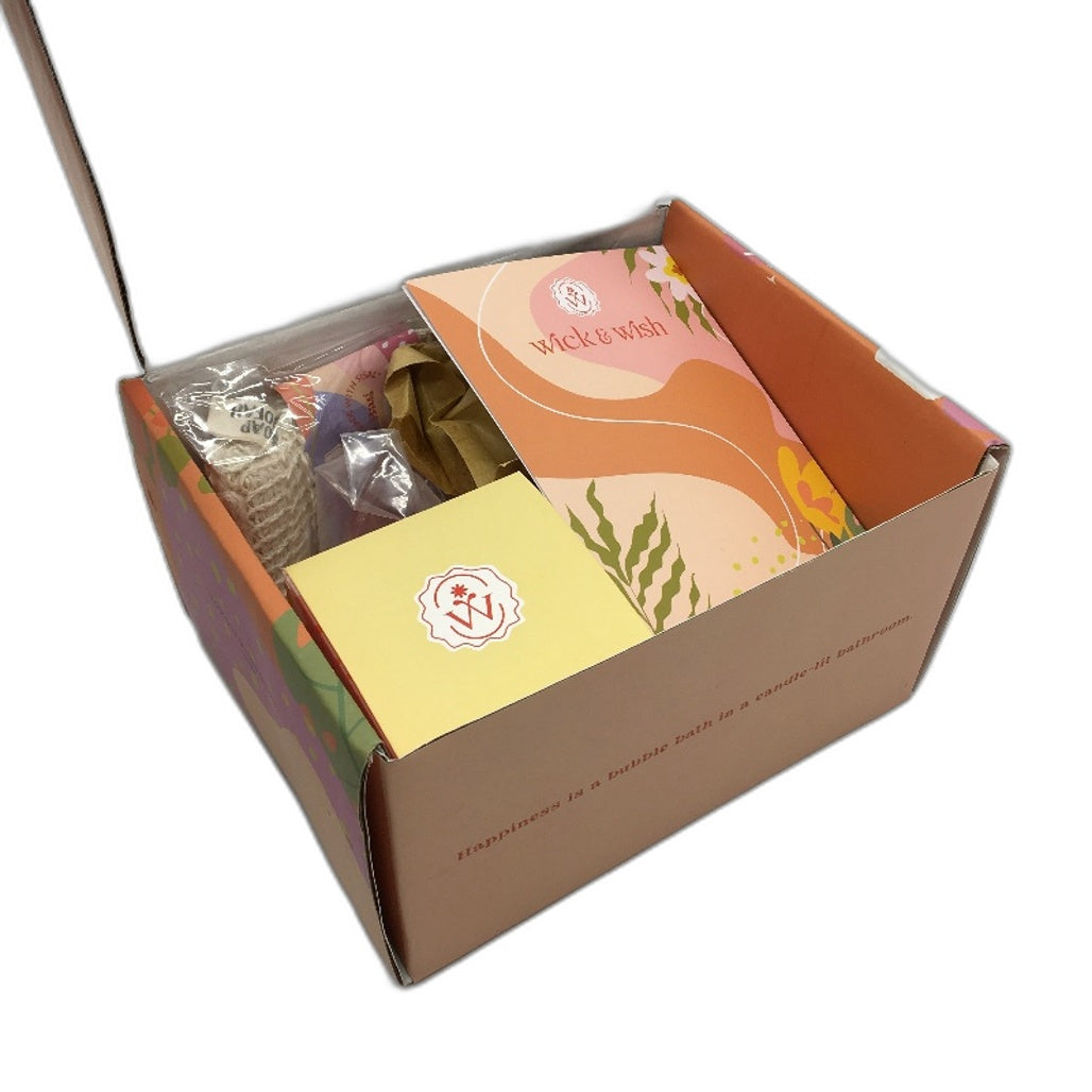 Wick & Wish Spa Gift Box Scented Candle Goat Milk Soap Bath Bomb NEW