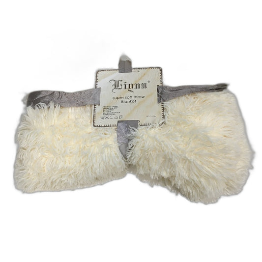 Decorative Extra Soft Faux Fur Cozy Throw Blanket Fuzzy Long Hairy Fluffy Cream