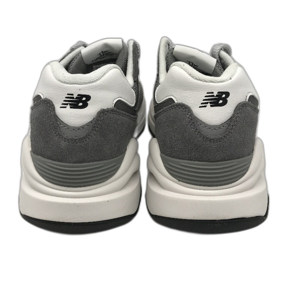 New Balance Grey Suede Running Sneaker Shoes M5740VPB Mens Size US 11 NEW