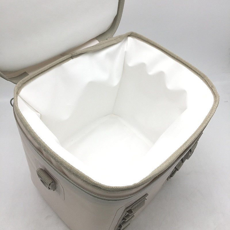 Outdoors Adventurer Water Resistant Insulated Cream 8 Can Cooler Bag & Strap