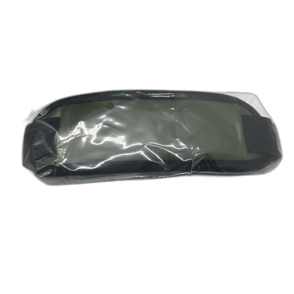 Outdoors Adventurer Water Resistant Insulated Green 8 Can Cooler Bag & Strap