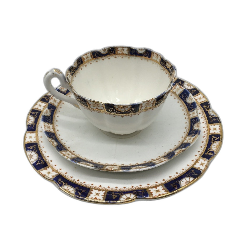 VINTAGE William Lowe & Longston Court Fine Bone China Royal Blue 15Pce Set
