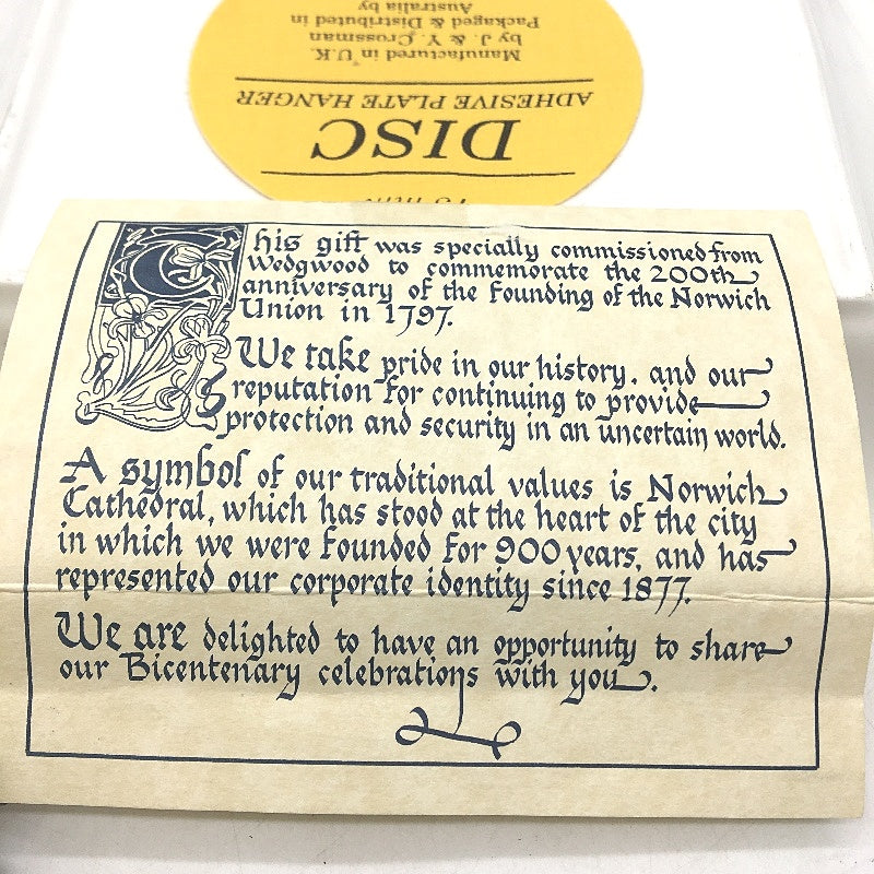 VINTAGE 1997 Wedgwood Bone China Norwich Cathedral 200th Aniversary Dish