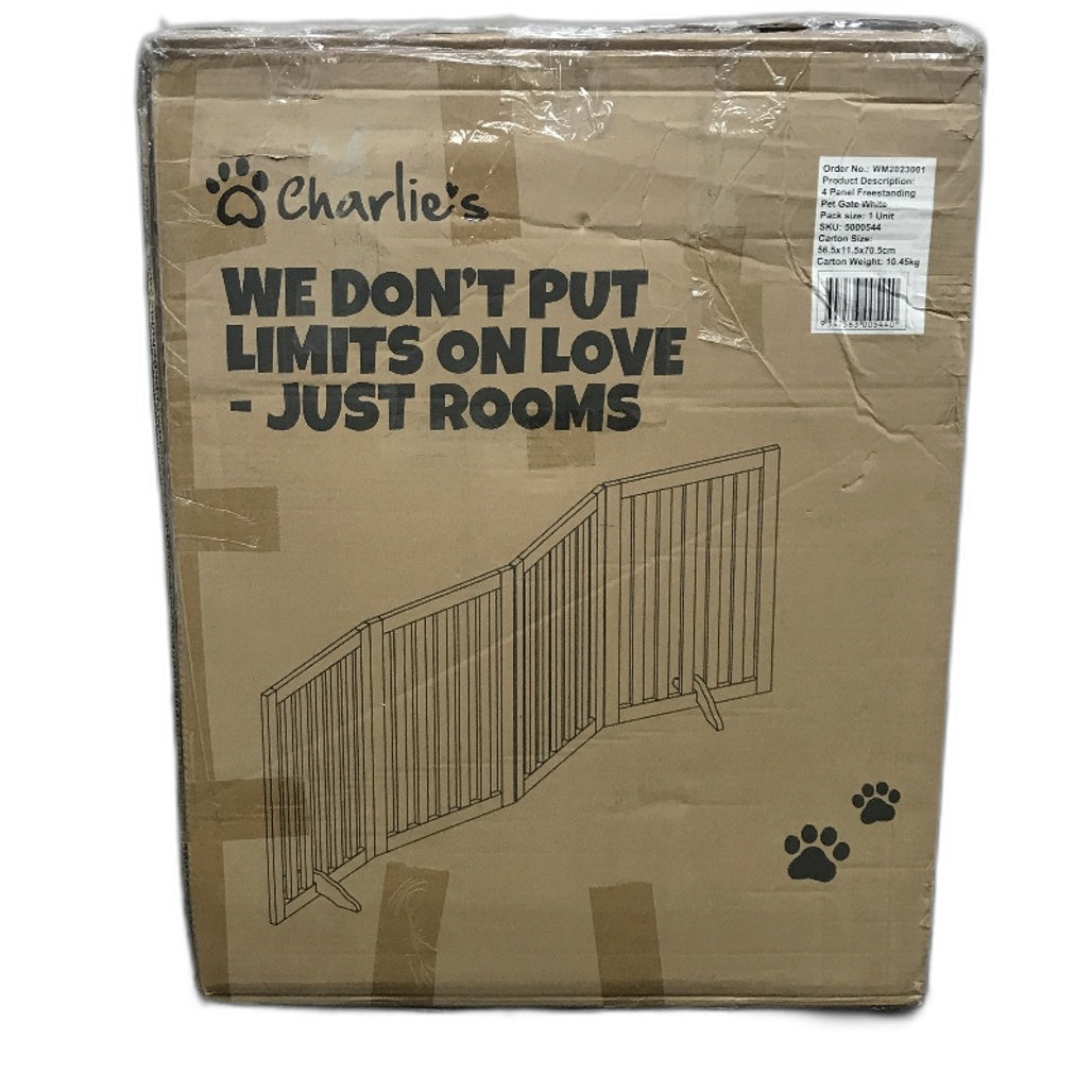 Charlies 4 Panel Freestanding Foldable Wooden Pet Animal Gate NEW