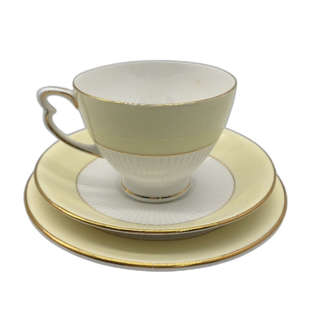VINTAGE Colclough Bone China Made In England Pastel Yellow 3Pce Tea Cup Set