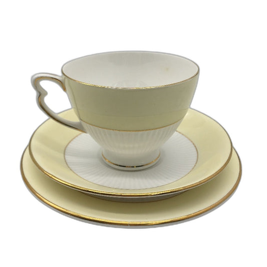 VINTAGE Colclough Bone China Made In England Pastel Yellow 3Pce Tea Cup Set