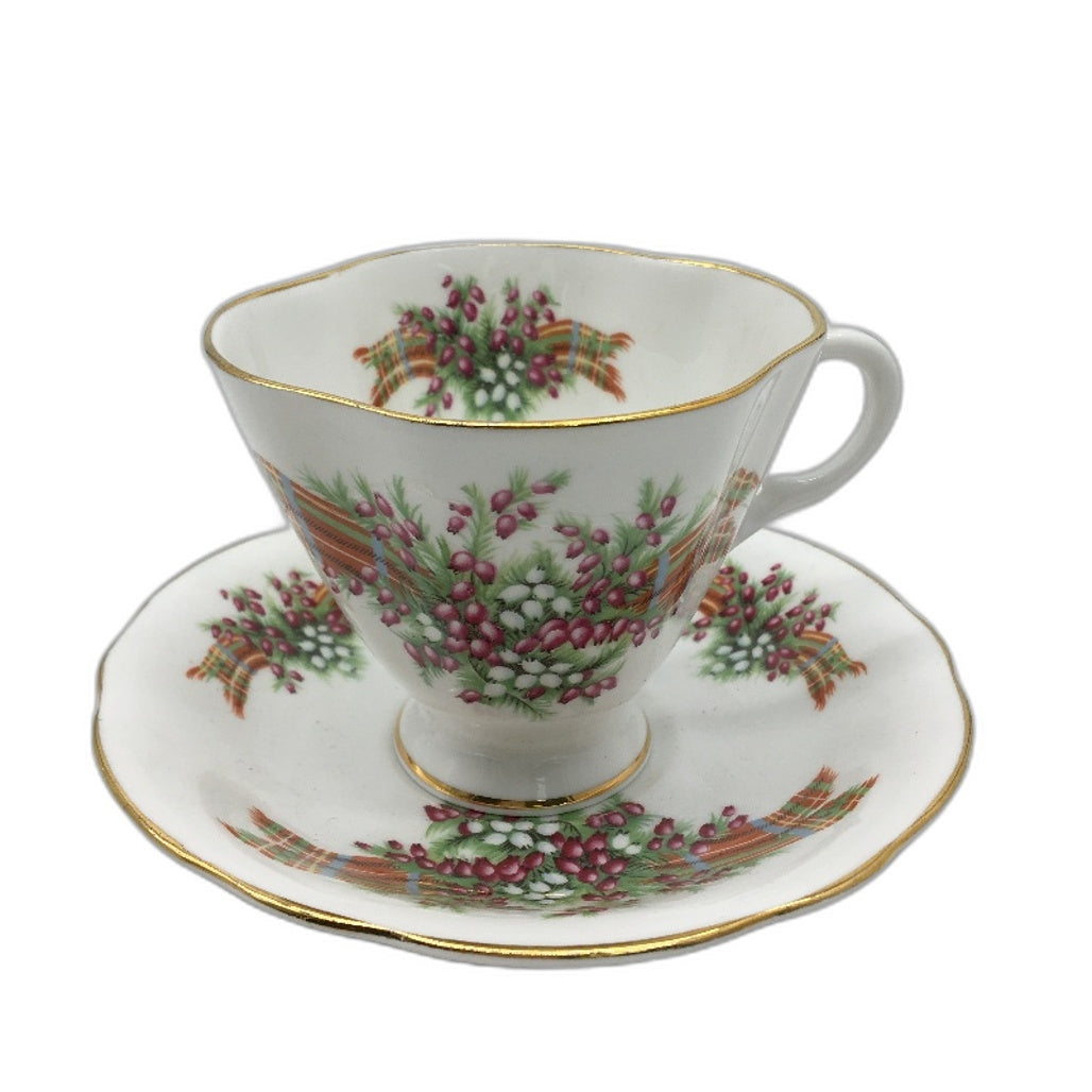 VINTAGE Windsor Bone China Made In England Mistletoe Demitasse 2Pce Tea Cup Set