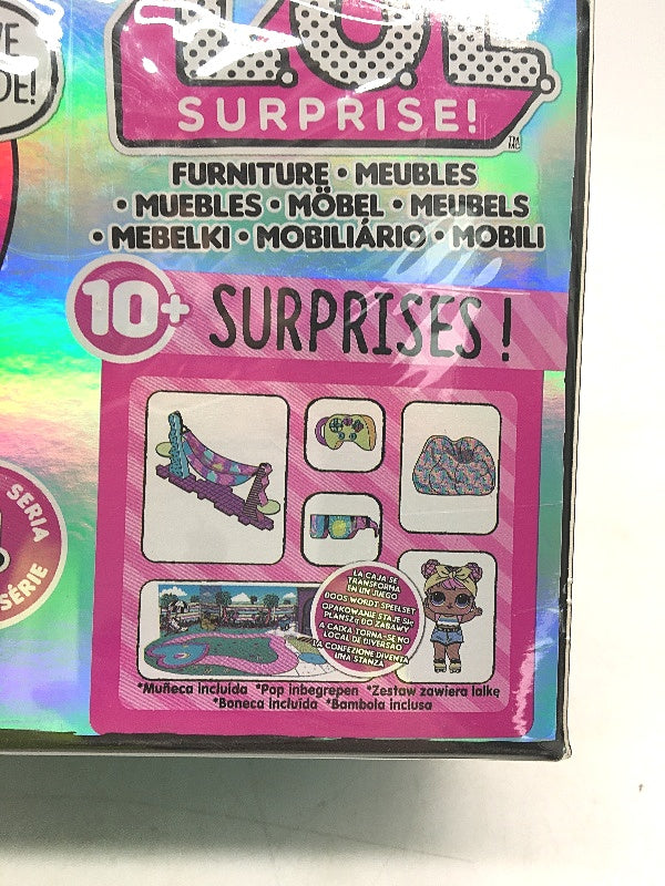 L.O.L. Surprise Chill Patio Furniture Unbox 10+ Surprises Series 4 SEALED NEW