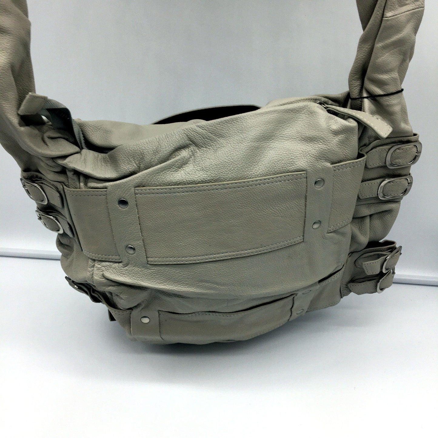 Poppy Green Womens Stylish Buckle Feature Leather Messenger Bag Grey NEW