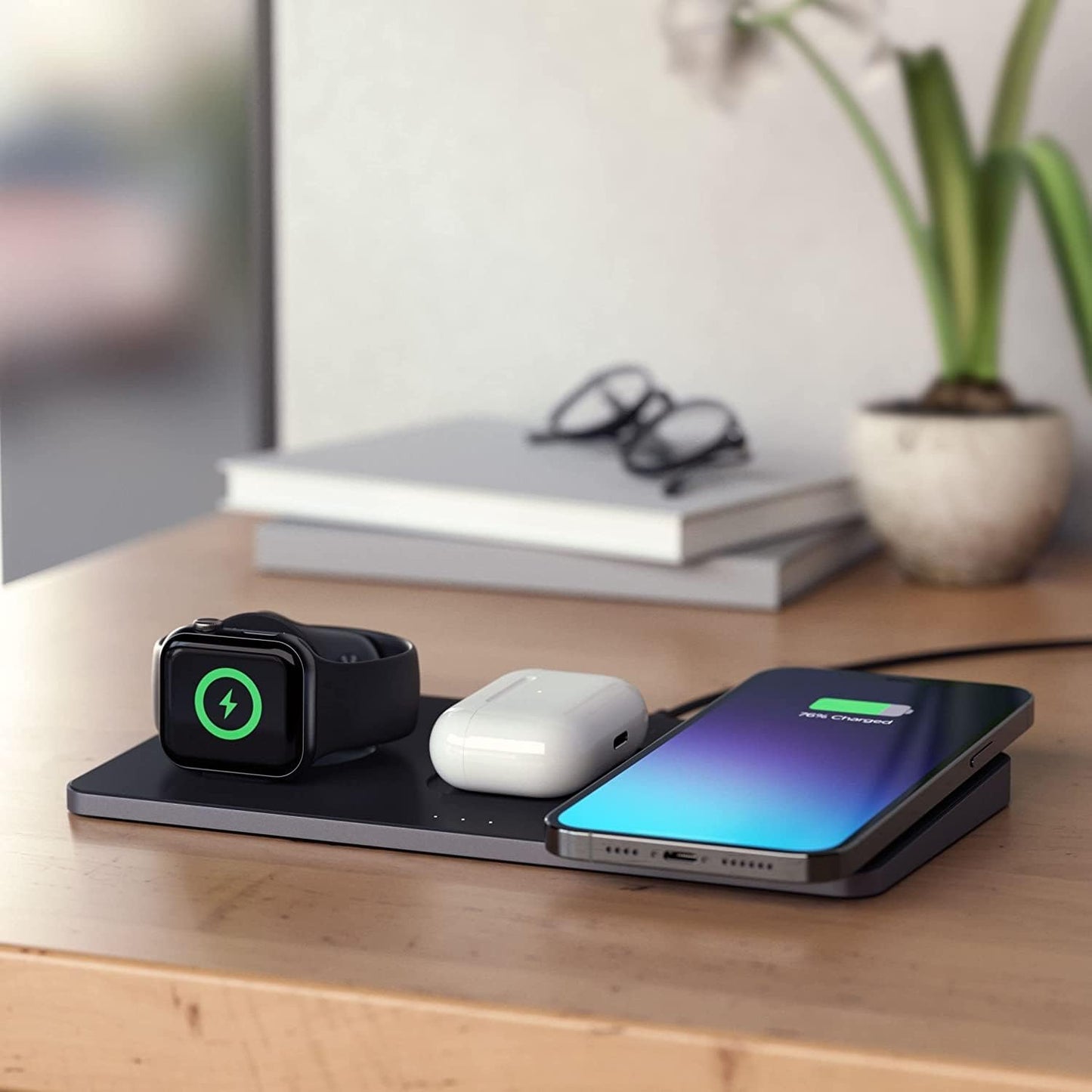 Satechi Trio Wireless Charging Station - Qi Certified Induction Charger DEMO