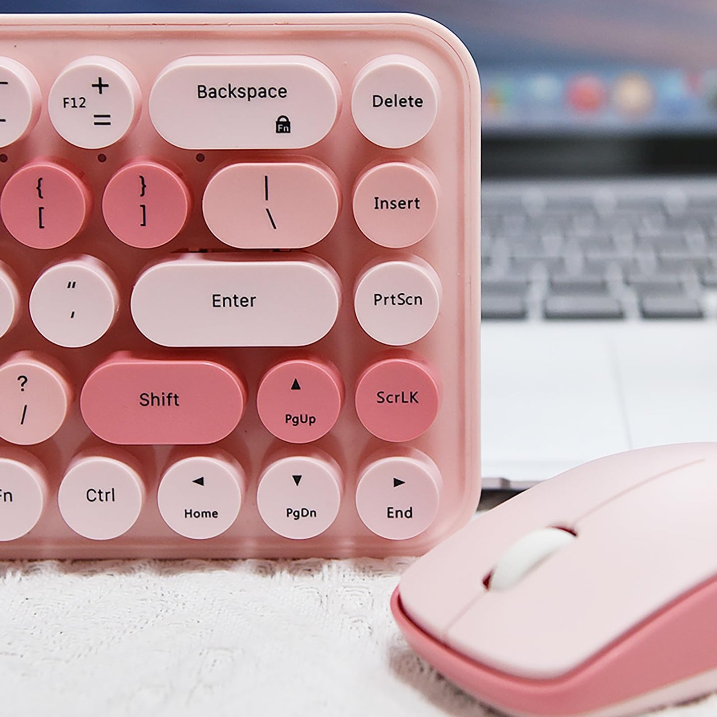 Lomiluskr Wireless Keyboard and Mouse Combo Soundless 68 Round Keys Pink NEW