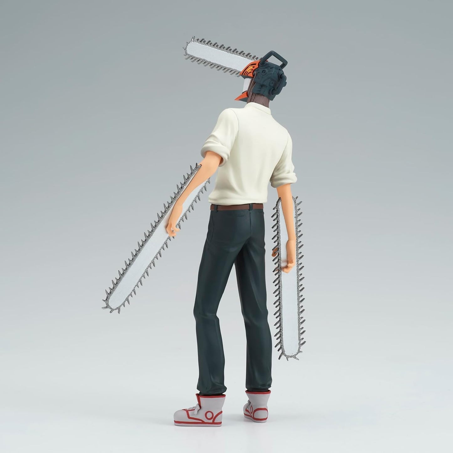 BANPRESTO Chainsaw Man Action Figure Collectible Toy - Anime Figurine Decor DEMO