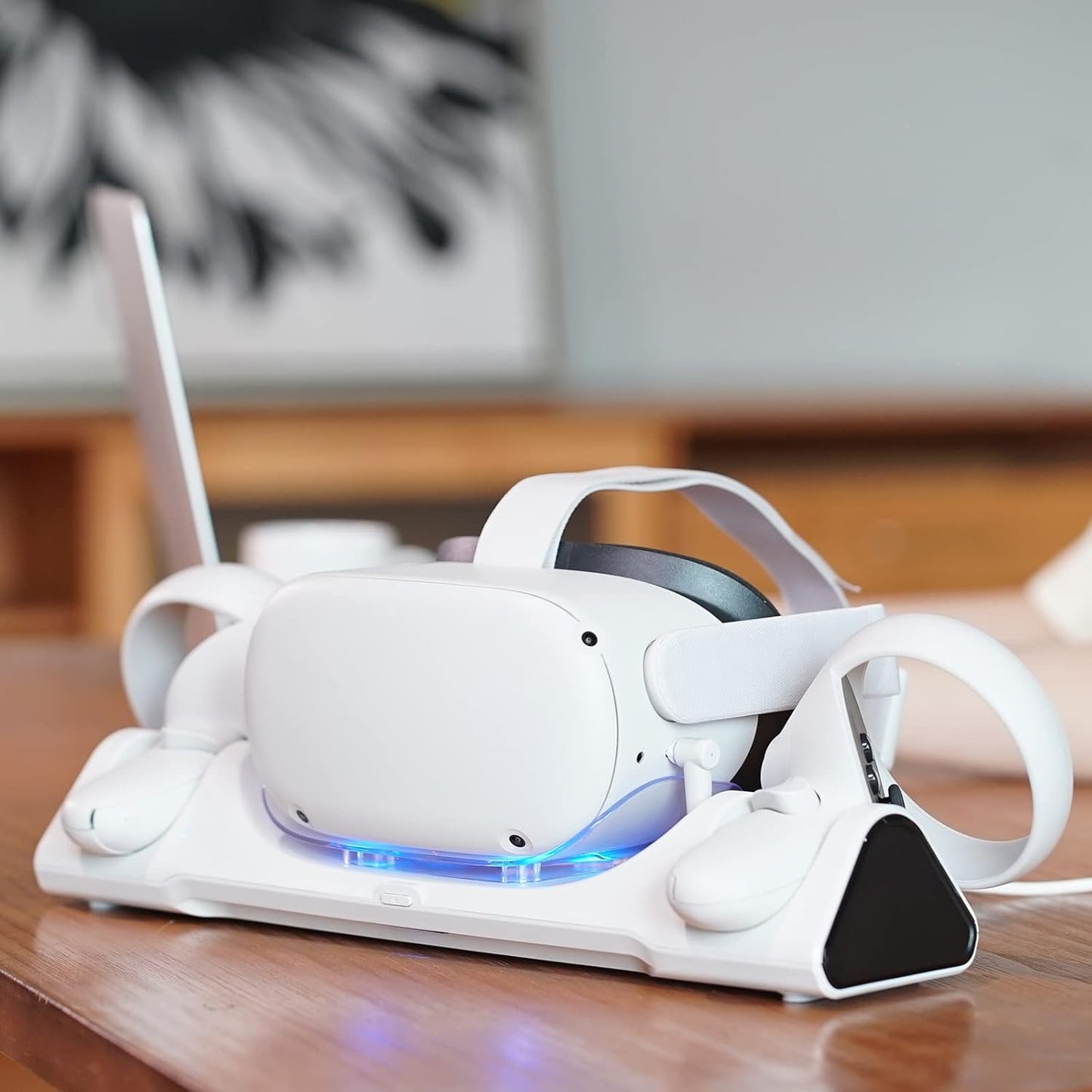 ZYBER White Tech Accessories Charging Dock & Stand for Meta Quest 2 VR NEW
