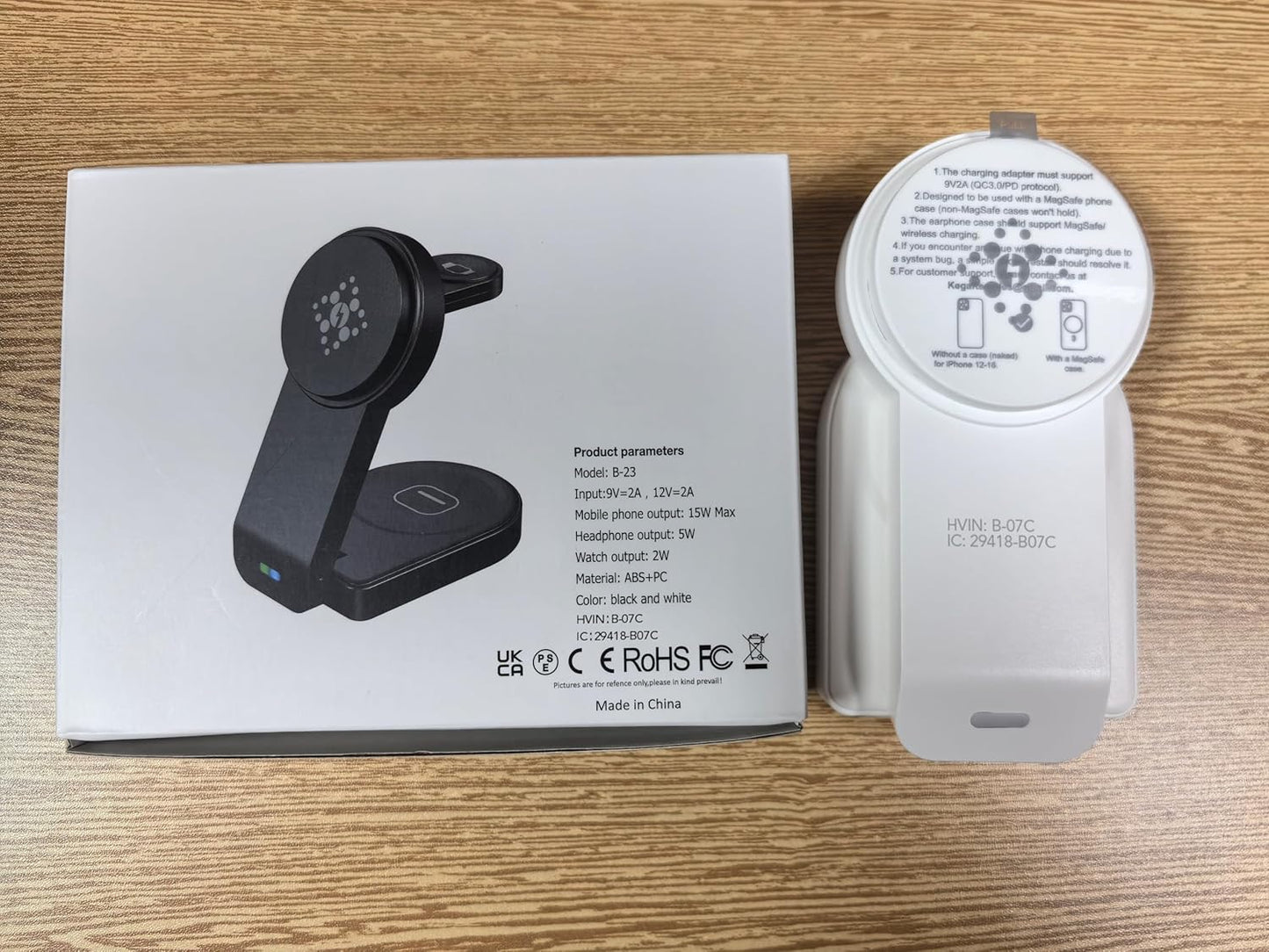 3-in-1 Wireless Charging Station with Foldable Magnetic Dock - White DEMO